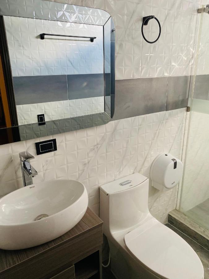 Hotel Calle Real - Inn أغواتشيكا المظهر الخارجي الصورة